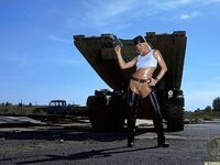 Silvia Saint, soldaterpigen