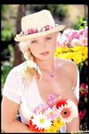 Silvia Saint, blomsterpigen