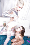 Kristen Scott og Leigh Raven lesbiske porno