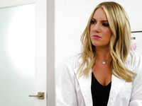 Candice Dare og Blake Blossom slikker hinanden