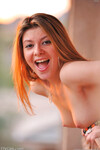Callie Lavalley viser sin krop