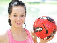 Aurora Monroe den fodboldkærlige pige