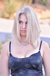 Lacey Johnson, den store blonde tøs