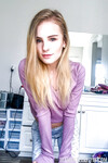Natalie Knight den meget sexede blonde tøs
