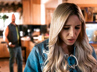 Abella Danger den sexede pige ved siden af