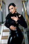 Mona Azar milf med store bryster