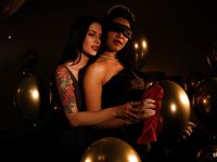 Stuepigen med brystet bombe, Scarlett Alexis, efter blowjob, dybt fucked