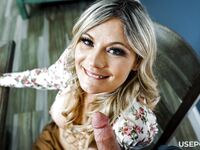 Ellie Tays modne blondine går amok, før hun bliver kneppet