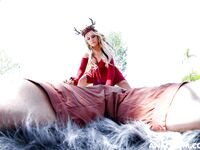 Blonde Jessica Ryan får sin fede ladning udefra