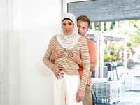 Abby Somers, den lidenskabelige hijab mama, leder efter hård sex