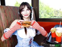 Lana smalls 'piggy pige, hard- fucked på cafeen