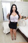 Payton preslee en hundy milf får en hot fuck han har længe ønsket