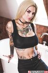 Ryan Keely, Bonnie Rotten - Ribanc anyukák