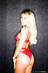 Adriana Chechik - Sorte mænd knepper hende