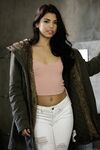 Gina Valentina luderen ved siden af