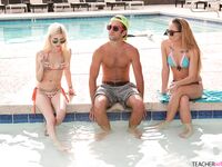 Hollie Mack og Karla Kush og Piper Perri fuck i en firkant