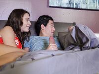 Lana Rhoades og Nicolette Sheas trekant