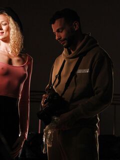 Globehåret blondine Isabella De Laa, som kan kneppes